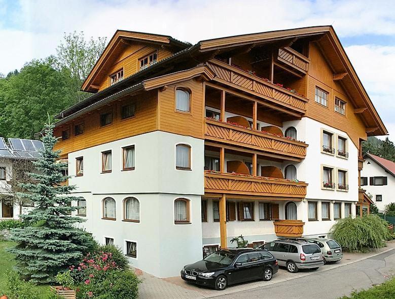 Familienhotel Steindl Millstatt Exterior photo