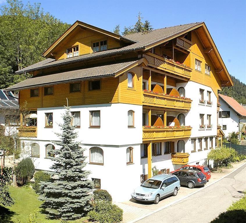 Familienhotel Steindl Millstatt Exterior photo